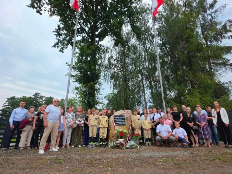 Mieszkańcy gminy Stoszowice uczcili bohaterów Godziny „W”