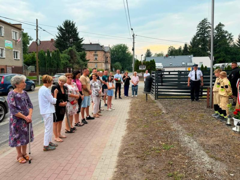 Mieszkańcy gminy Stoszowice uczcili bohaterów Godziny „W”