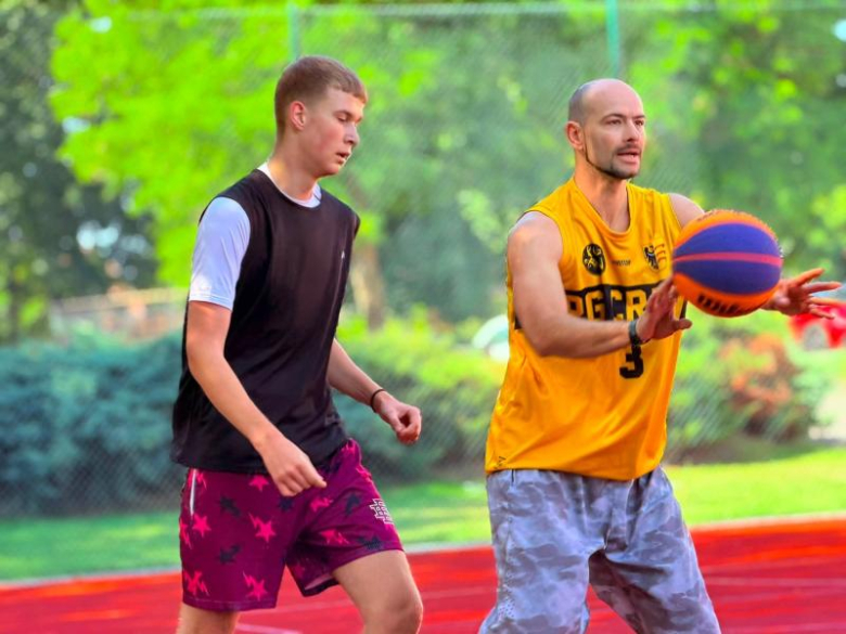 XI turniej streetballa na ziębickim orliku