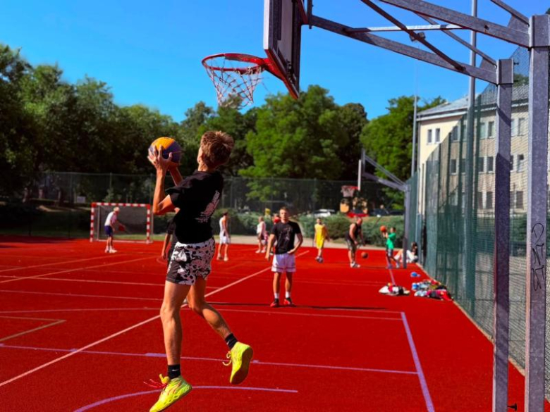 XI turniej streetballa na ziębickim orliku
