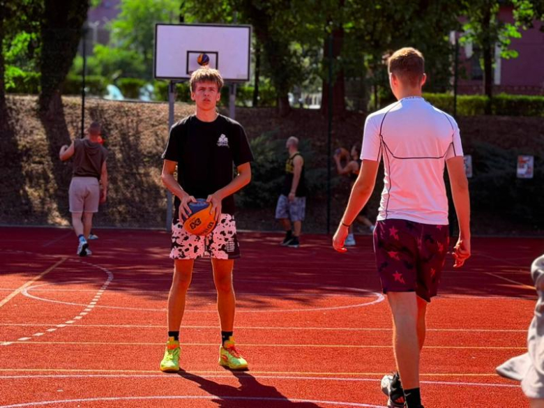 XI turniej streetballa na ziębickim orliku