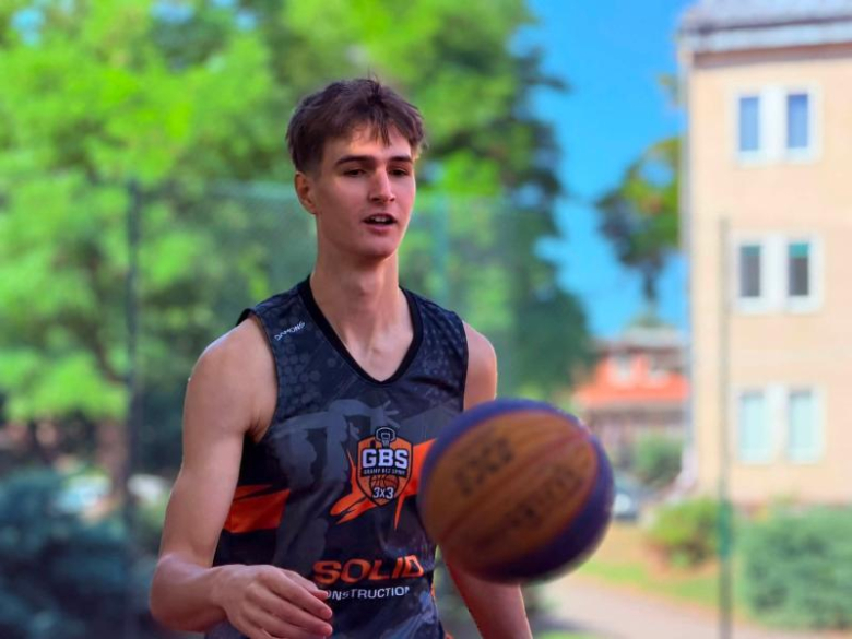XI turniej streetballa na ziębickim orliku