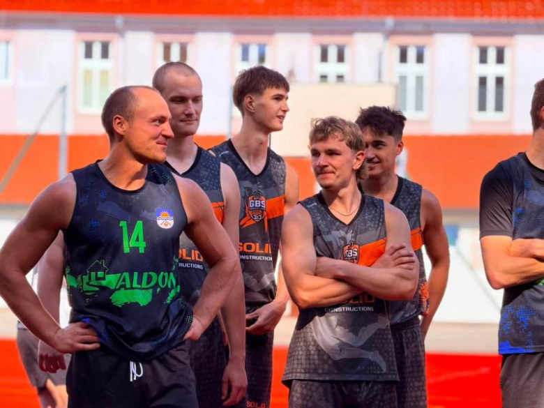 XI turniej streetballa na ziębickim orliku