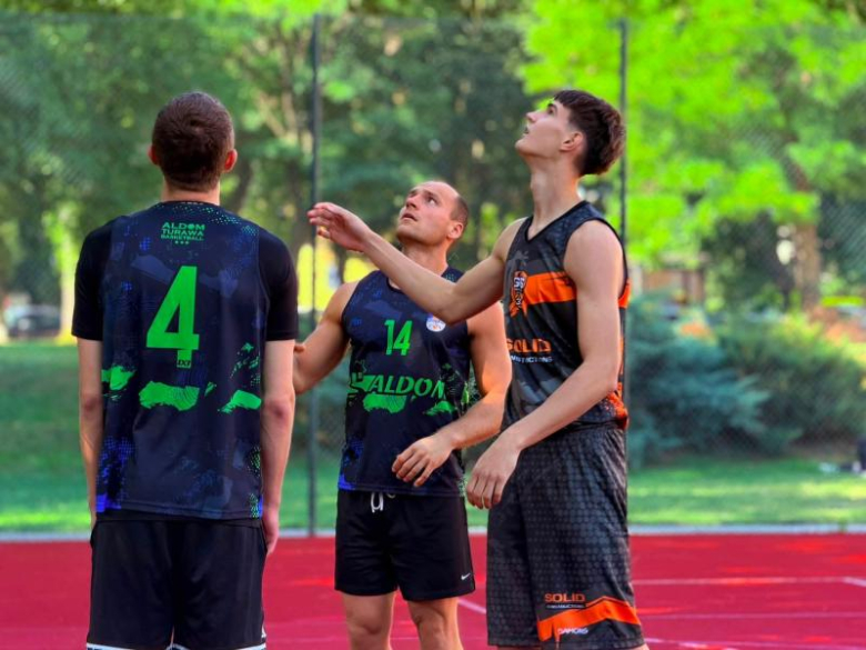XI turniej streetballa na ziębickim orliku
