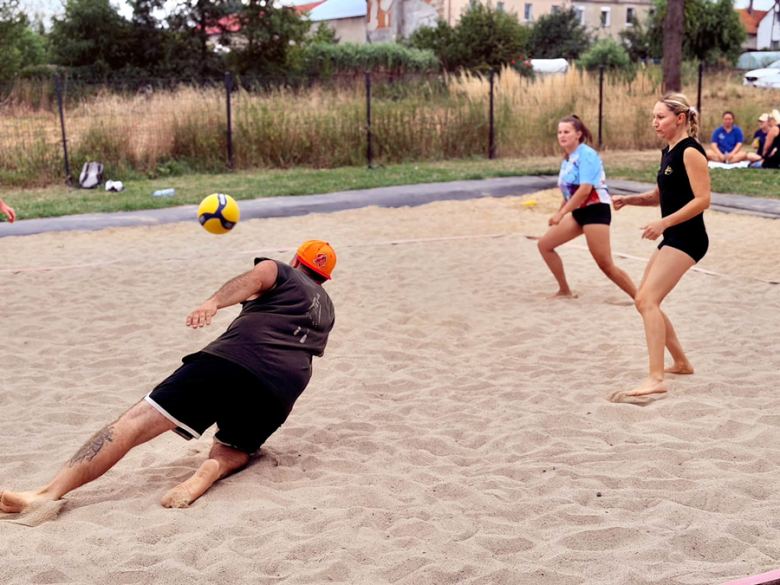Piknik sportowo-rodzinny odbył się w Dębowcu