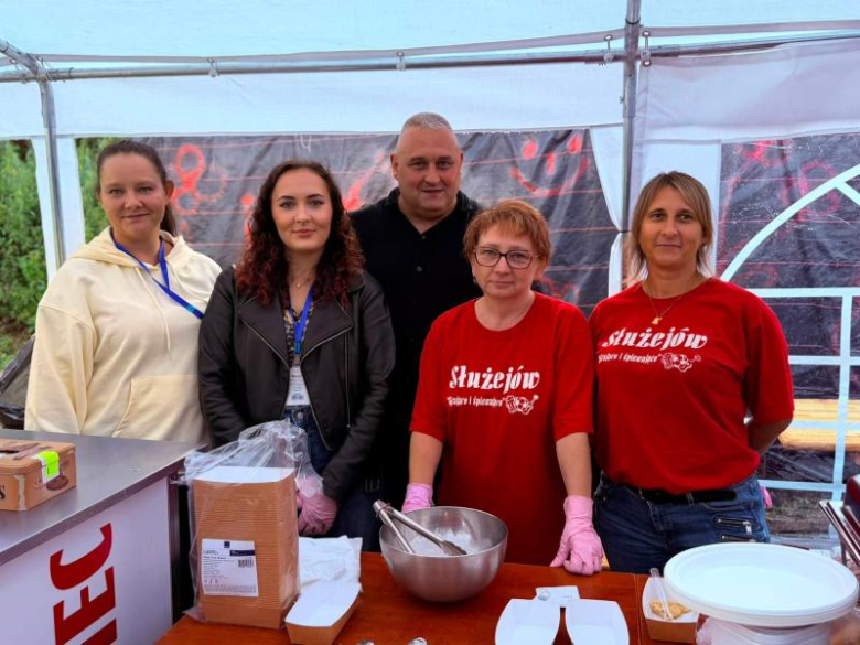 Dożynki wiejskie sołectw Niedźwiednik i Służejów za nami