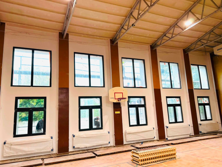 Trwa modernizacja sali gimnastycznej SP nr 4 w Ziębicach