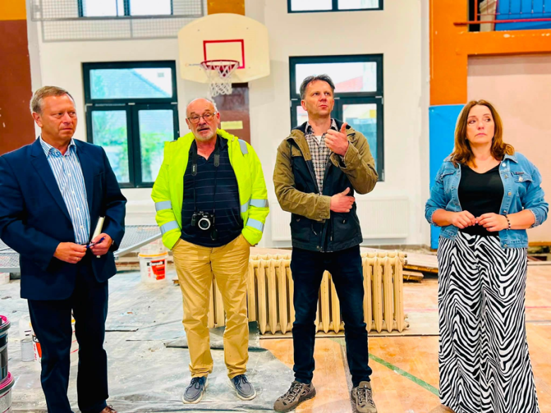 Trwa modernizacja sali gimnastycznej SP nr 4 w Ziębicach