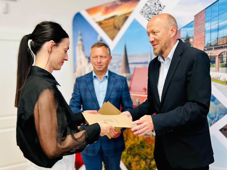 Siedmioro nauczycieli z gminy Ziębice uzyskało stopień nauczyciela mianowanego