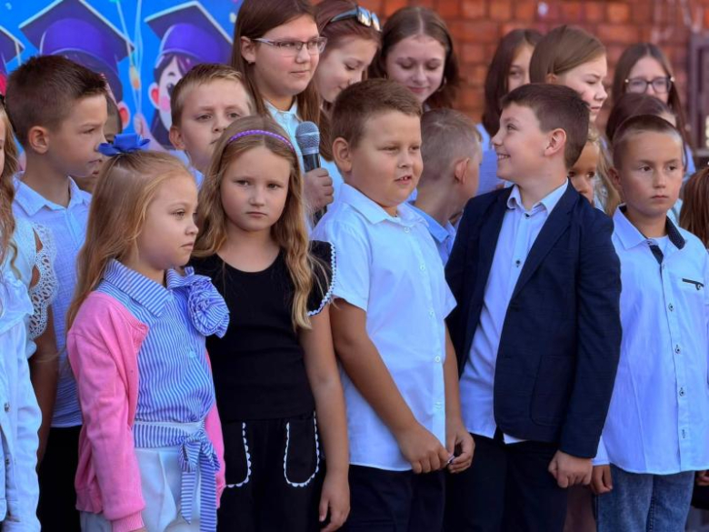 Rozpoczęcie roku szkolnego w Szkole Podstawowej nr 4 w Ziębicach