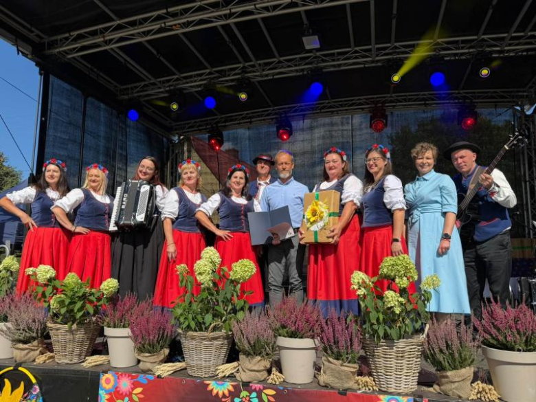 IV Ludowa Przedborowa i dożynki parafialne. Wspólne świętowanie