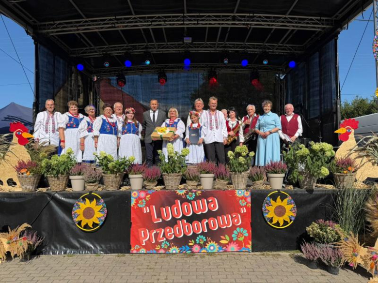 IV Ludowa Przedborowa i dożynki parafialne. Wspólne świętowanie