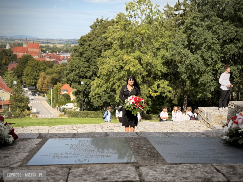 Powiatowa Uroczystość Kombatancka w Ziębicach. Oddali hołd bohaterom
