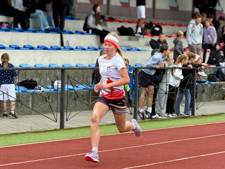Na Stadionie Miejskim w Ziębicach odbył się III Miting Lekkoatletyczny „Witaj Szkoło”. Uczniowie ryw