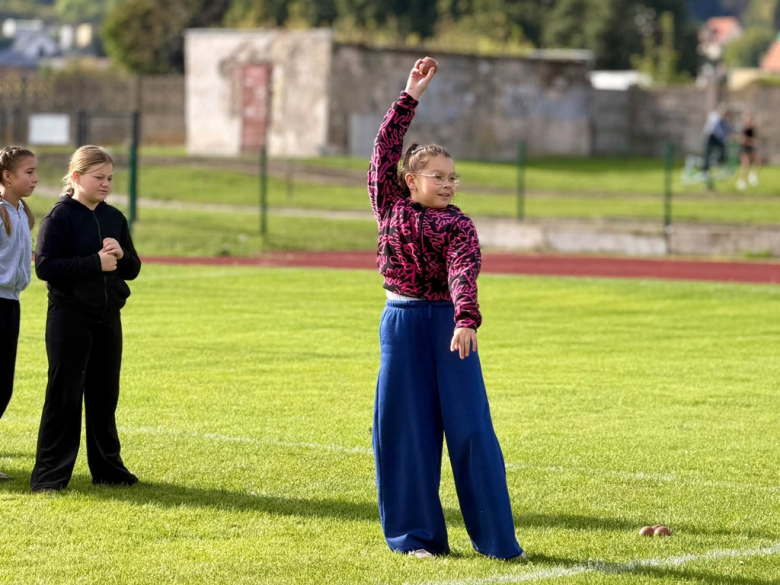 Na Stadionie Miejskim w Ziębicach odbył się III Miting Lekkoatletyczny „Witaj Szkoło”. Uczniowie ryw