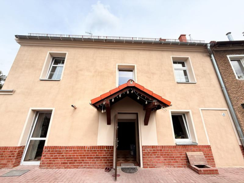 Nowa elewacja budynku przy ul. Wałowej w Ziębicach. Remont kosztował blisko 140 tys. zł