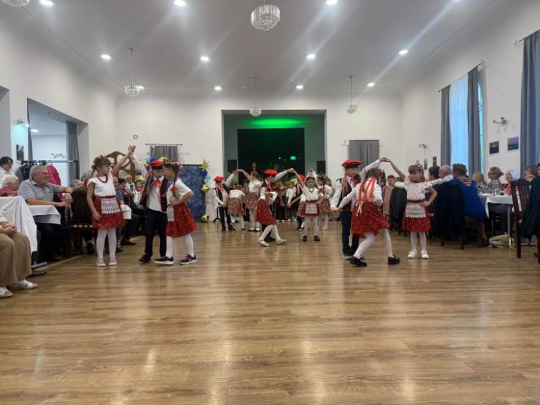 130 seniorów spotkało się na corocznym Balu Seniora w Stoszowicach