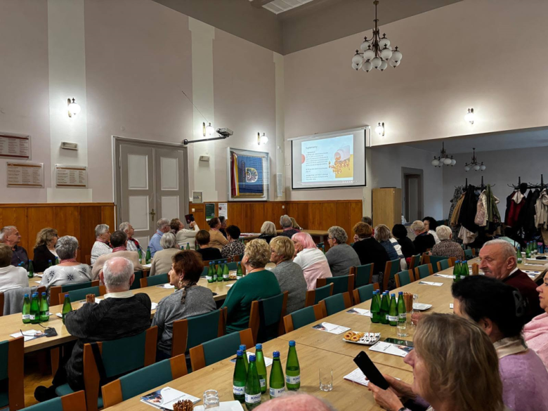 „Senior w roli głównej”. Konferencja zdrowotna w Starostwie Powiatowym