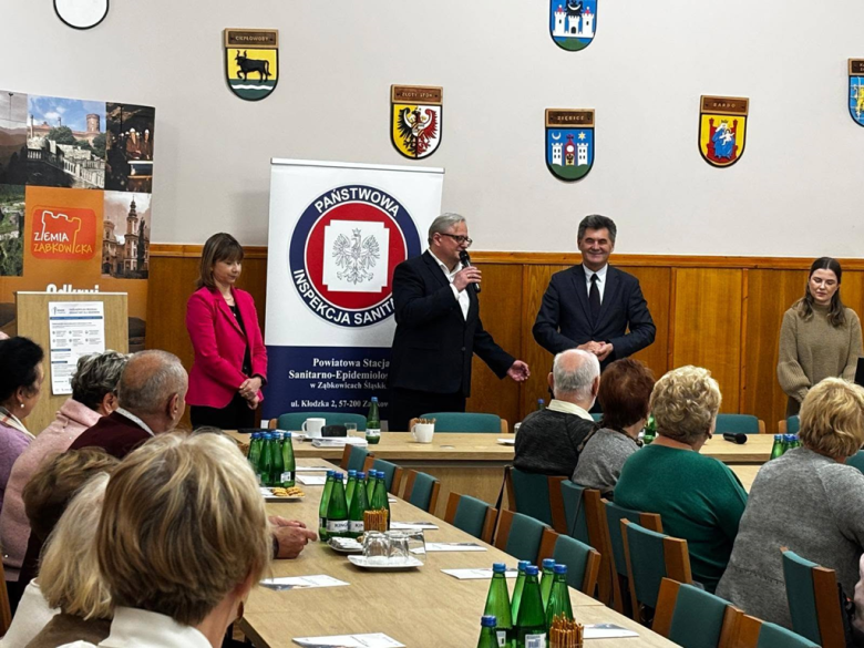 „Senior w roli głównej”. Konferencja zdrowotna w Starostwie Powiatowym