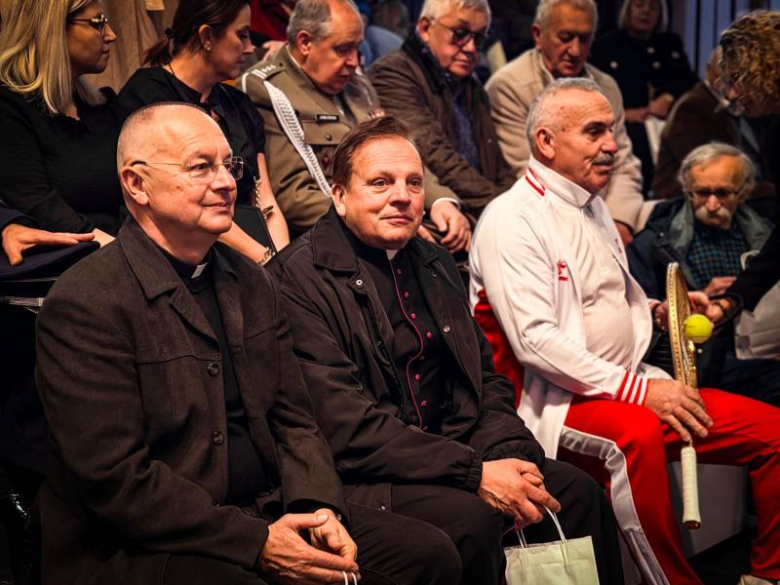 Szkoła Podstawowa nr 4 w Ziębicach świętowała 70-lecie istnienia