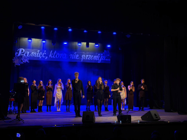 „Pamięć, która nie przemija”. Koncert zaduszkowy w Ząbkowicach Śląskich