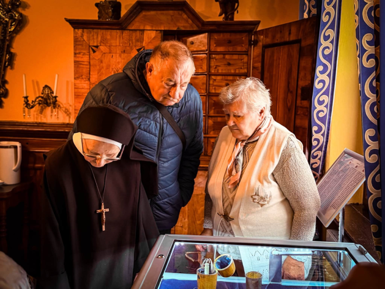 Seniorzy z Paczkowa z wizytą w gminie Ziębice