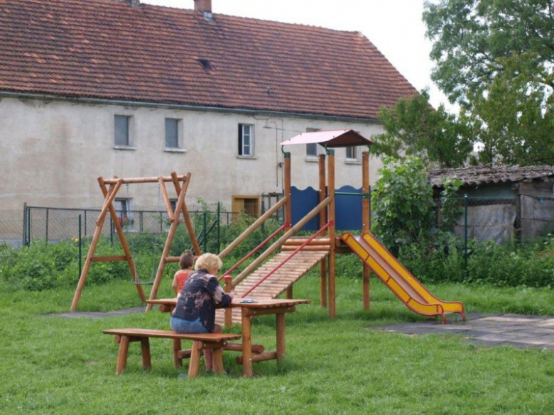 Place zabaw w gminie Ząbkowice Śl.