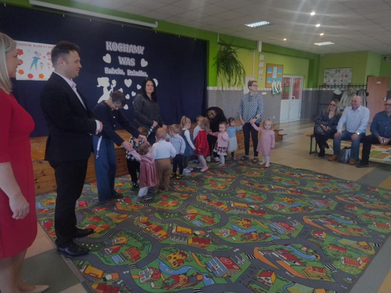 Dzień Babci i Dziadka w Żłobku Gminnym w Ciepłowodach