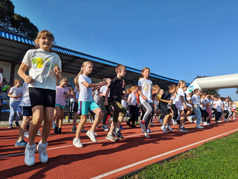 	„Bieg Orląt” na stadionie miejskim w Ziębicach