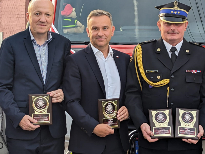 Nowy wóz strażacki dla Ochotniczej Straży Pożarnej w Witostowicach [foto]