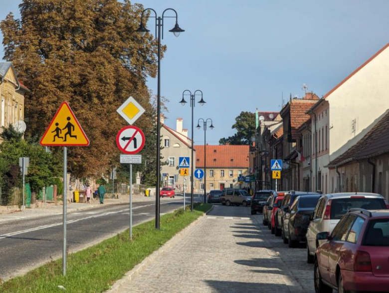 Droga wojewódzka w Henrykowie oddana do użytku po przebudowie