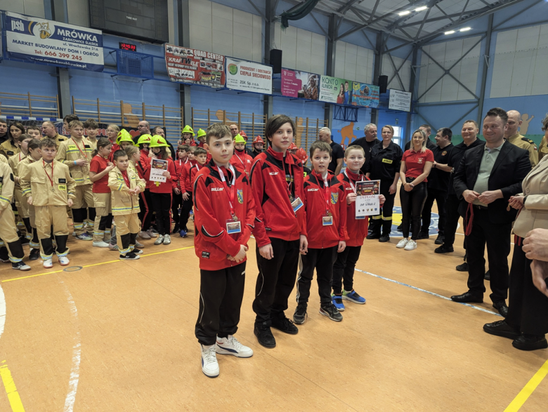 Pierwsze Halowe Zawody Młodzieżowych Drużyn Pożarniczych