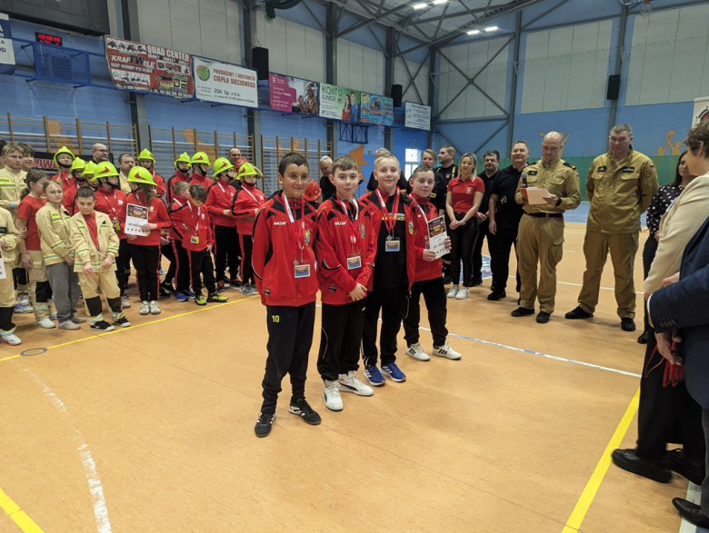 Pierwsze Halowe Zawody Młodzieżowych Drużyn Pożarniczych