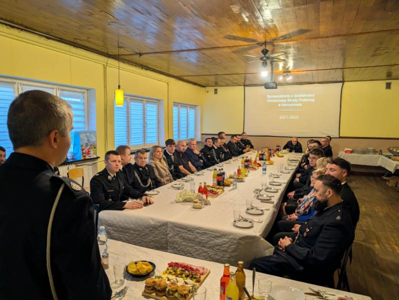 Zarząd OSP Henryków z absolutorium i mandatem zaufania na kolejne pięć lat