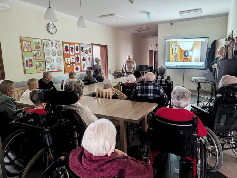 Muzeum Domu Śląskiego z wizytą w DPS „Złota Jesień”
