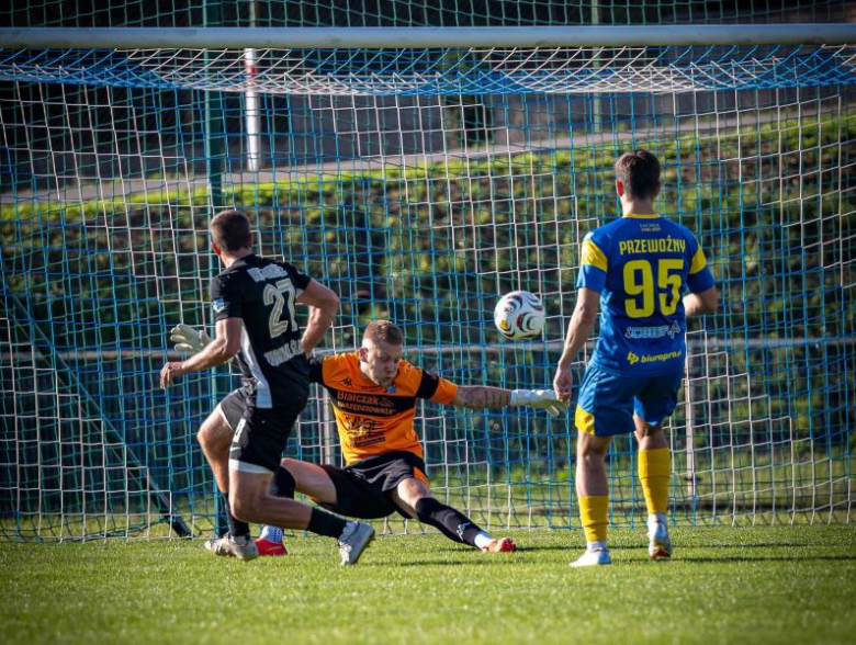 IV liga: Orzeł Ząbkowice Śląskie 2:3 (0:2) Lechia Dzierżoniów
