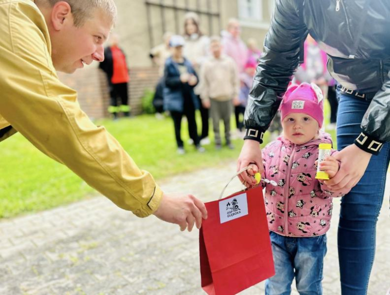 W Głębokiej powstała Dziecięca Drużyna Pożarnicza. Było ślubowanie, pokaz RKO i integracja