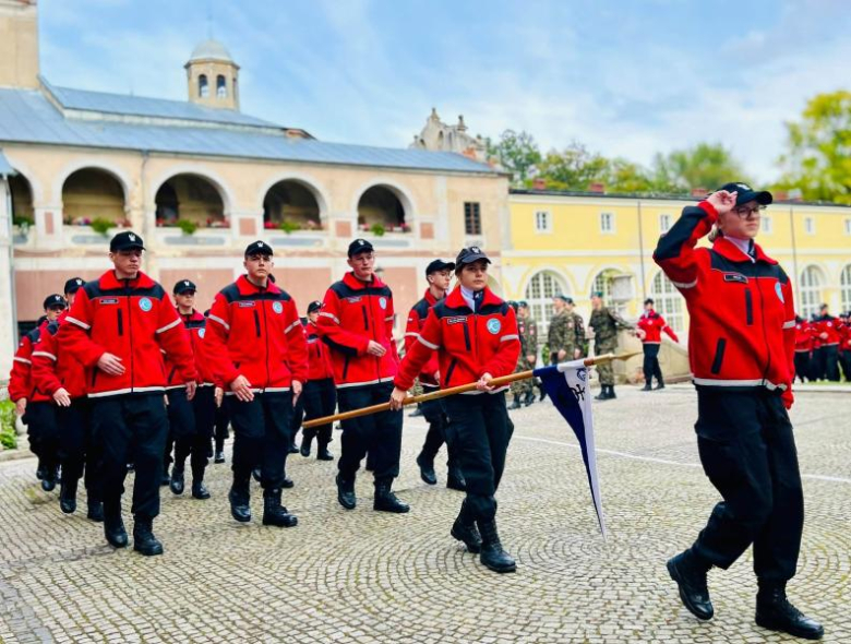 Kadeci z Henrykowa złożyli ślubowanie. Wyróżniono także nauczycieli