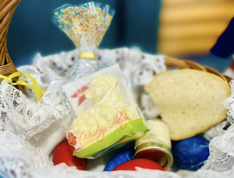 Apel wielkanocny w Szkole Podstawowej w Henrykowie