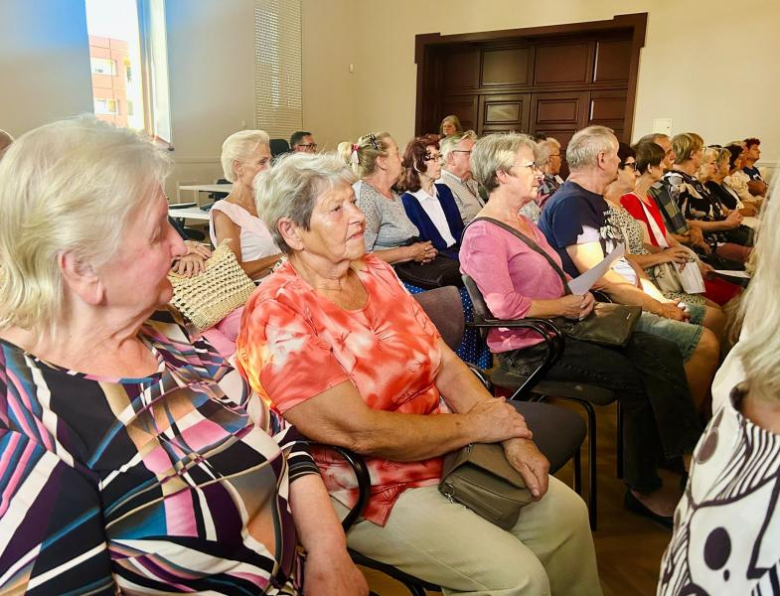 Ruszył Program Karty Seniora Aglomeracji Wrocławskiej – Jak otrzymać kartę i korzystać ze zniżek?