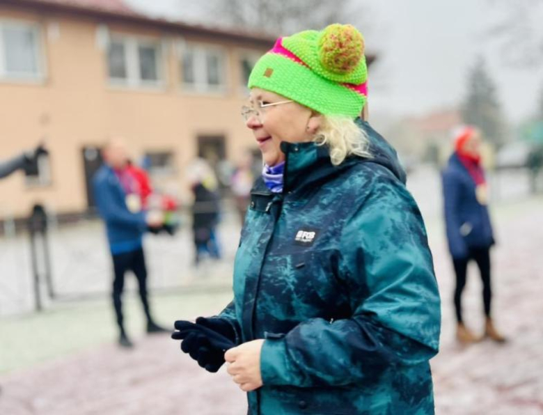 Ziębice na sportowo rozpoczęły 34. finał WOŚP. Bieg z sercem na stadionie miejskim