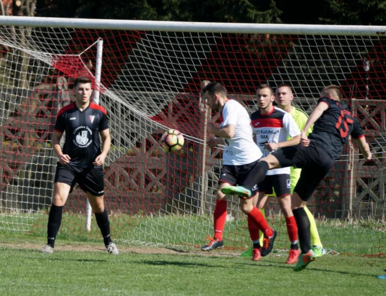 Polonia Ząbkowice Śląskie 5:0 (2:0) Koliber Uciechów