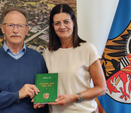„Opowiadania i legendy Złotego Stoku”. Wojciech Giża zabiera czytelników w podróż do dawnego miasta