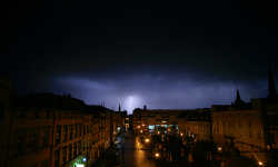 Ostrzeżenie meteorologiczne – w nocy też będzie padać