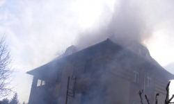 Śmiertelny wypadek, pożar i pomoc w otwarciu mieszkania