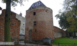 Ząbkowicki zabytek niszczeje na naszych oczach