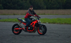 „Korzeń” robi show i rozpoczyna sezon