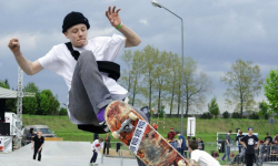 Zawody deskorolkowe na ząbkowickim skate parku