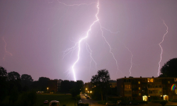 Upały w województwie. Mogą wystąpić burze z gradem