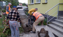 Nowe chodniki na osiedlu w Bardzie